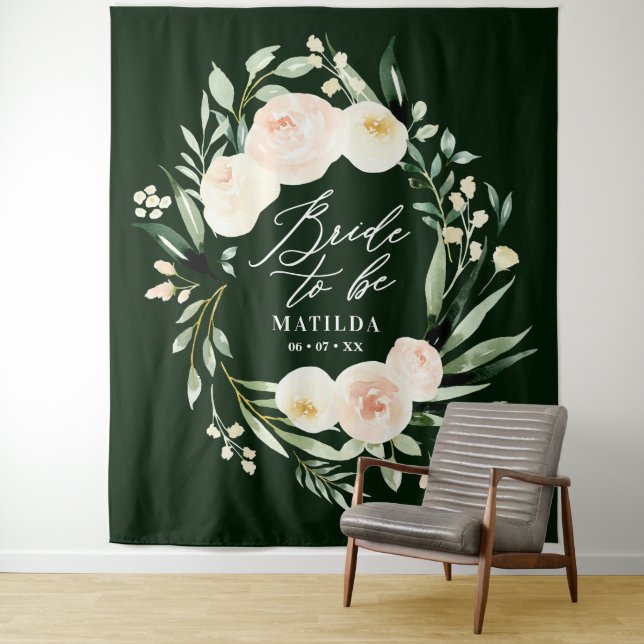 Tenture Mariée à venir avec floral aquarelle vert et pêche (En situation)