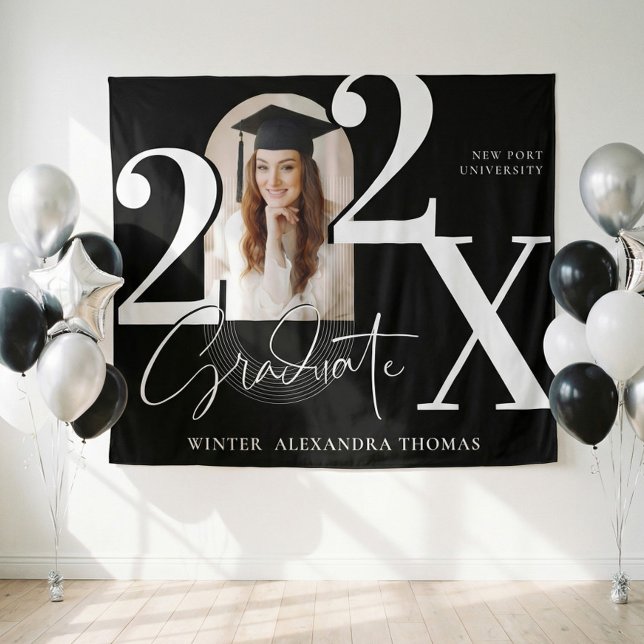 Tenture Minimal Bold Year Arch Grad Photo Graduation Black (Minimal Bold Year Arch Grad Photo Graduation Black Tapestry)