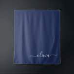 Tenture Monogramme moderne bleu marine et blanc<br><div class="desc">Découvrez notre collection de monogrammes modernes bleu et blanc de la Marine : Élevez votre décor de maison avec notre collection sophistiquée avec un schéma de couleurs bleu marine et blanc contemporain. Chaque pièce est minutieusement conçue pour exsuder l'élégance et le style, parfait pour ajouter une touche de modernité à...</div>