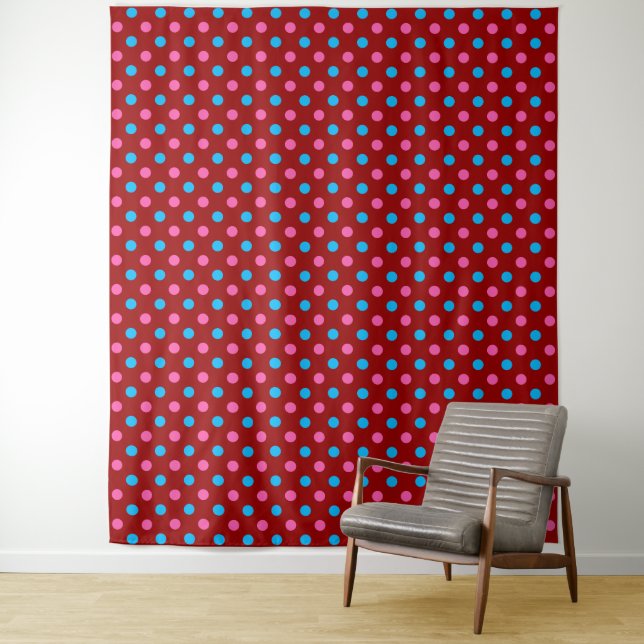 Tenture Motif à pois rouge rose bleu (En situation)