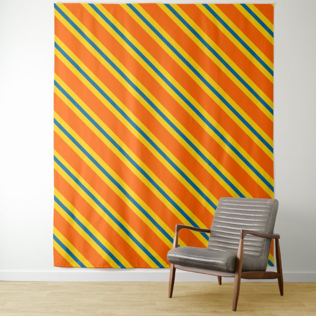 Tenture Motif rayé bleu, orange et jaune gras (En situation)