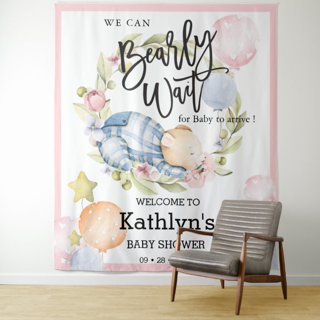 Tenture On peut à peine attendre Garçon Ourson en peluche  (En situation)