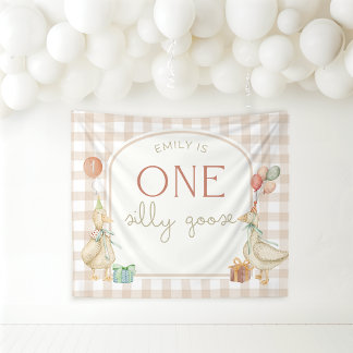 Tenture One Silly Goose Birthday Personalized Banner