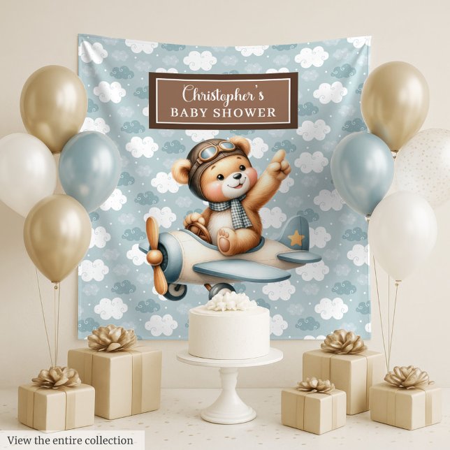 Tenture Ours en peluche pilote joueur accessoire photo pou (Playful teddy bear pilot baby shower photo prop Tapestry)