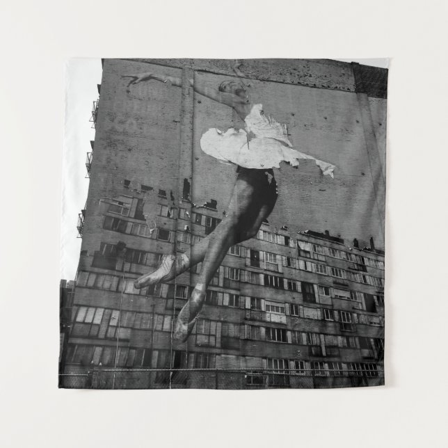 TENTURE PEINTURE MURALE DE BALLERINE EN ROBE BLANCHE (Devant)