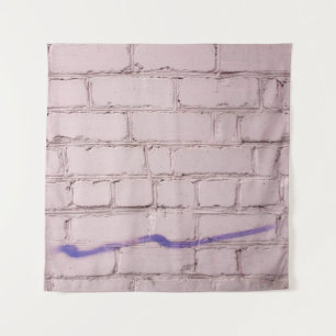 TENTURE PEINTURE PURPLE SUR BRIQUE BLANCHE