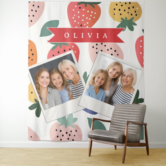 Tenture Personalized Summer Colorful Strawberry Pattern (En situation)