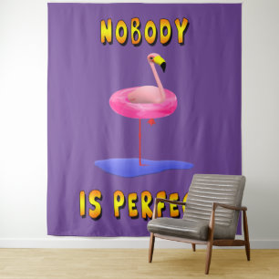 Tenture Personne n'est parfait - flamant avec anneau de na