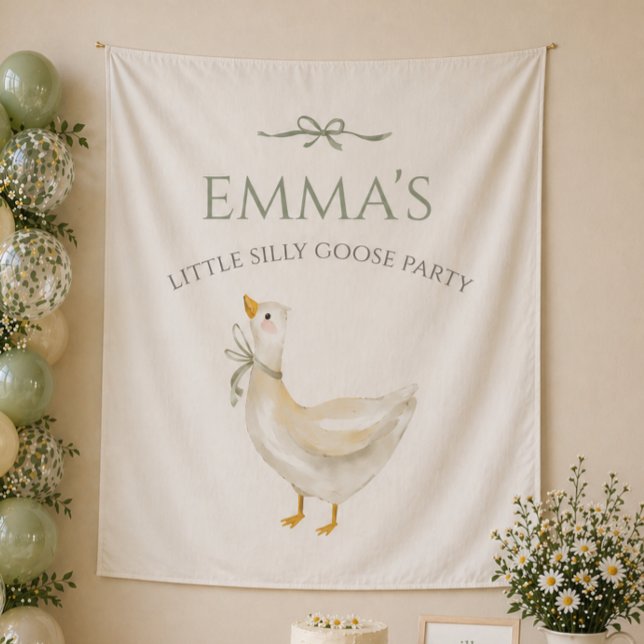 Tenture Petit Fou D'oie Vert Sauge Anniversaire (Little Silly Goose Sage Green Birthday Tapestry)