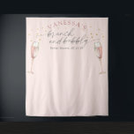 Tenture Pink chic champagne brunch nuptiale fond de douche<br><div class="desc">Brunch et Fête des mariées fleurie Bubbly en toile de fond. Doté d'une aquarelle assez chic deux flûtes de champagne mousseuses au sommet de la toile de fond, fait de cette cabine de douche nuptiale élégante fond de fond un choix parfait pour le brunch de douche nuptiale mimosa à thème...</div>