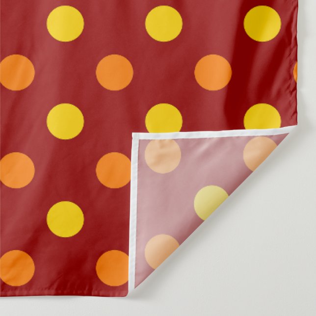 Tenture Points oranges et jaunes sur fond rouge (Détail)