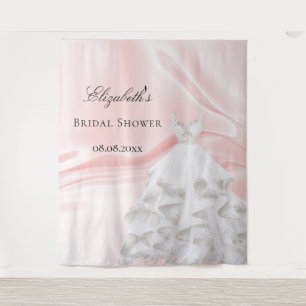 Tenture Rouge pastel pour la douche de mariée robe de mari