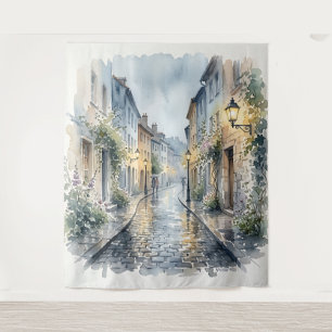 Tenture Rue européenne pavée de galets par temps de pluie 