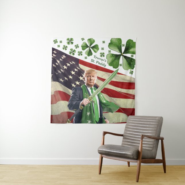 Tenture Saint Paddy de Trump (En situation)