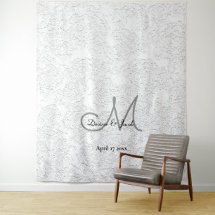 Tenture Simple Élégant Monogramme Blanc Photobooth de Mari