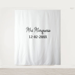 Tenture simple monogramme minimaliste Mme M. nom date anné