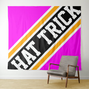 Tenture TRICK CHAPEAU Rayures de hockey rose vif noir jaun