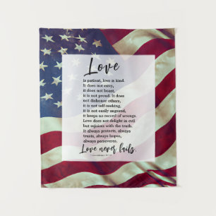 Tenture USA Flag Love est Patient Bible Mariage patriotiqu