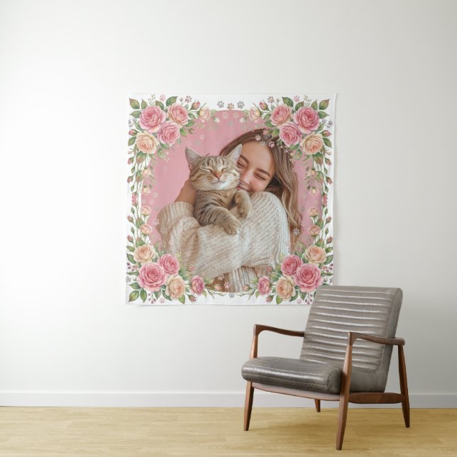 Tenture Watercolor Floral Rose & Paw Print Custom Photo (En situation)