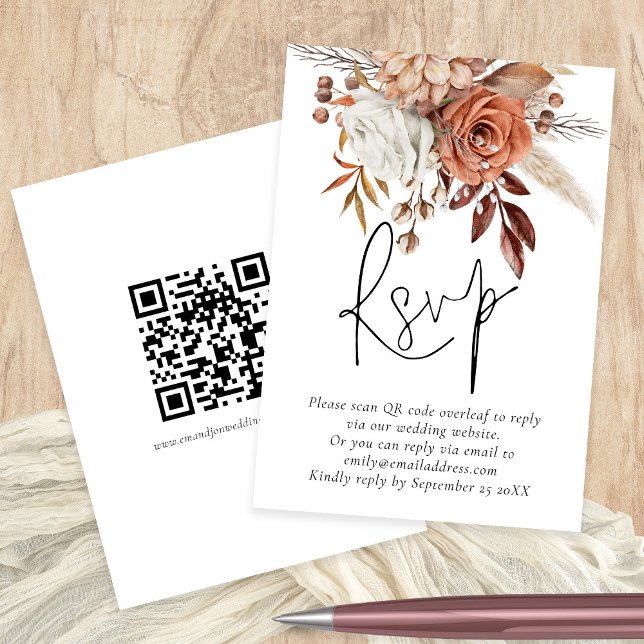 Terracotta Florals QR Code Mariage Carte RSVP (Front and back view)