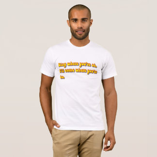 Terre-Neuve indiquant le T-shirt