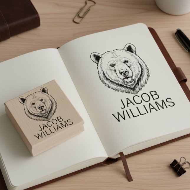 Tête d'ours gravée avec nom complet tampon en bois (Etched bear head signature stamp.)