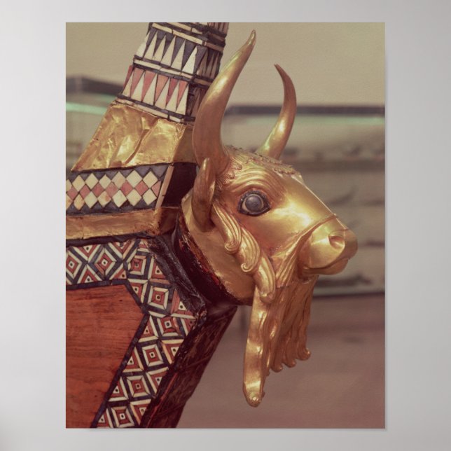 Tête d'un taureau, décoration d'une harpe (Devant)