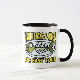 Têtes de poissons et tasse de riz