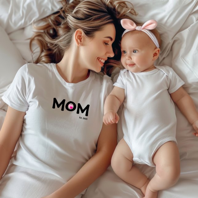 Texte noir établi maman double coeur T-shirt (Créateur téléchargé)