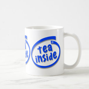 Thé à l'intérieur de tasse