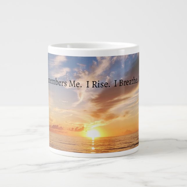 The Ocean Remembers Me Mug (Devant)