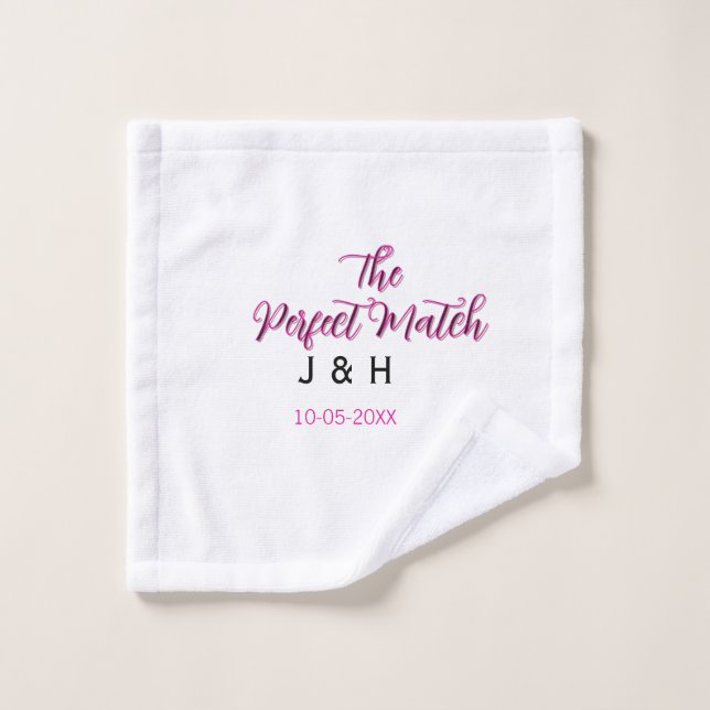 The perfect match pink black name date wedding cou (Gant de toilette)