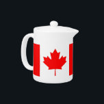 Théière canadienne de drapeau<br><div class="desc">Théière élégante avec le drapeau du Canada. Ce produit son personnalisable.</div>