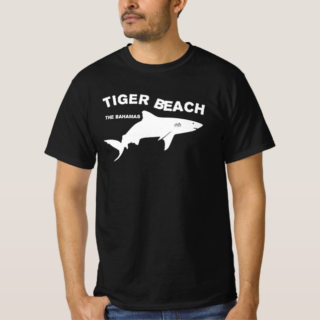 Tiger Beach - Les Bahamas Shark Diving T-Shirt (Devant)