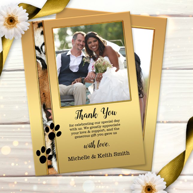 Tiger Big Cats Mariage photo Carte de remerciement (Wedding Thank You card featuring your photo on both sides with a gold design with tiger print)