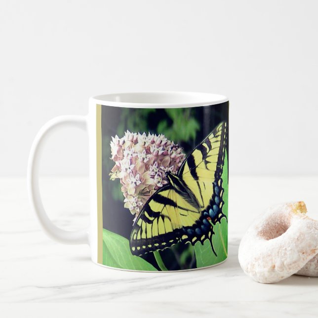 Tiger Swallowtail papillon Mug (Avec donut)