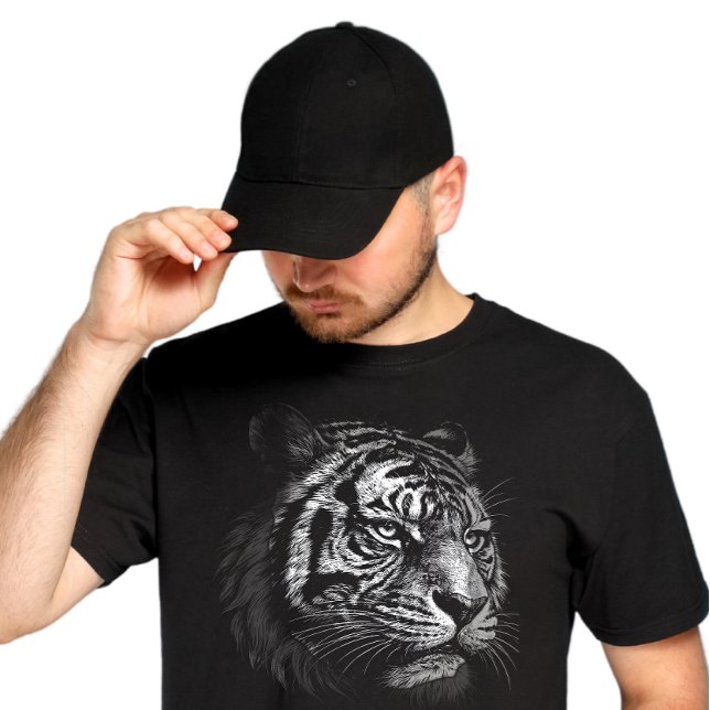 Tiger T-shirt – Majestic, Elegant Yet Aggressive (Créateur téléchargé)