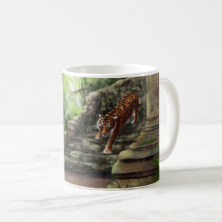 Tigre dans une tasse de jungle