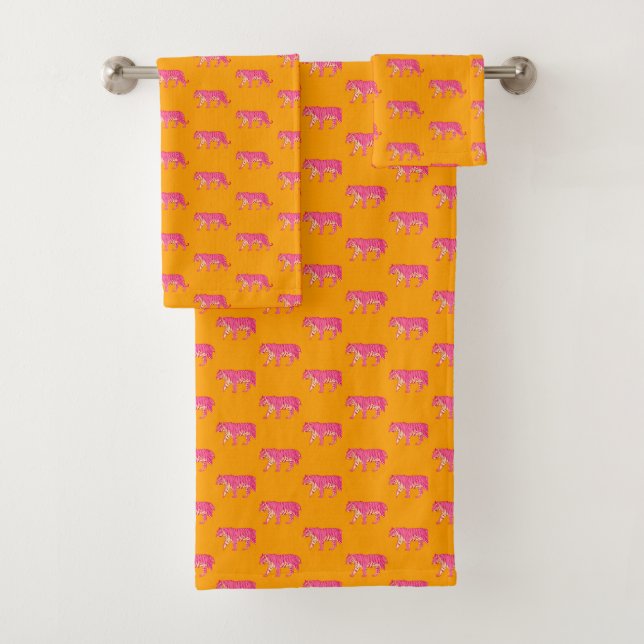 Tigre rose chaud sur Motif orange gras (En situation)