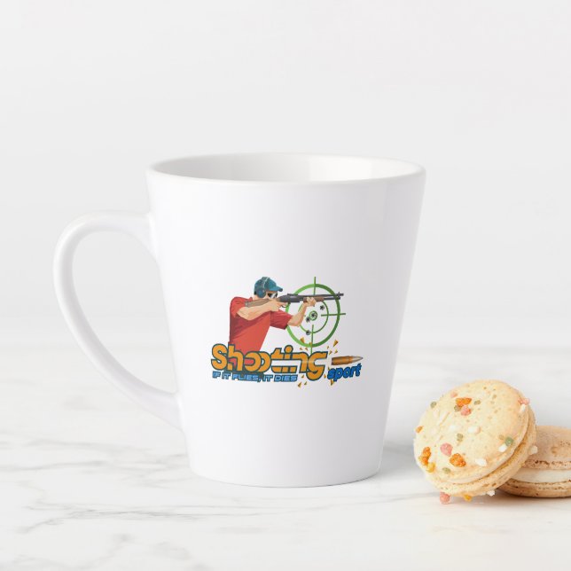 Tir Sports | Latte Mug (En situation)