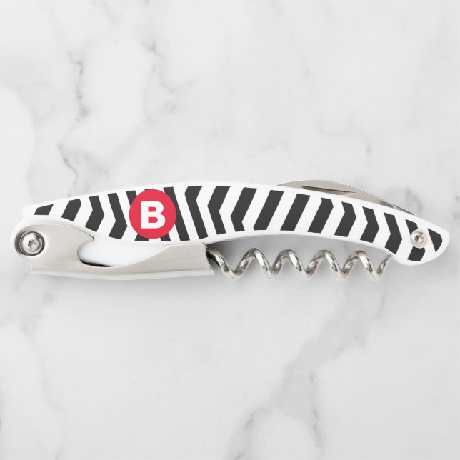 Tire-bouchon Motif Zig Zag Noir et Blanc Monogramme Rouge (Devant)