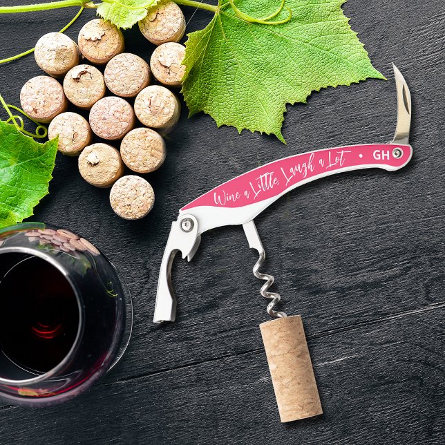 Tire-bouchon Vins un peu rire Une fête de beaucoup (Personalized Corkscrew with your initials on the end - great gift idea!)