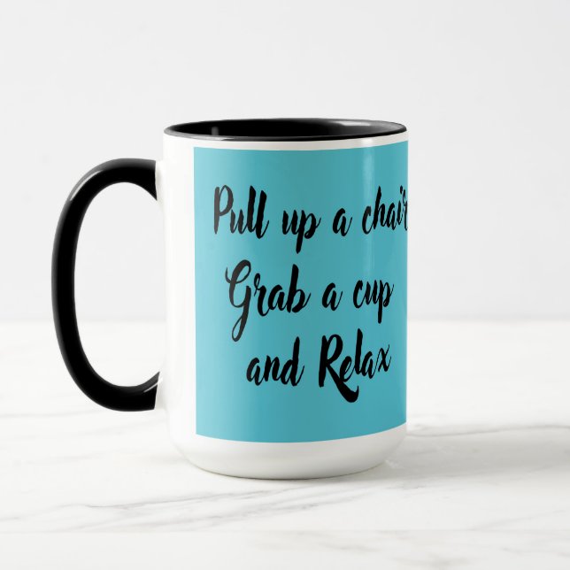 Tirez une chaise attrapez une tasse et détendez-vo (Gauche)