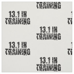 Tissu 13.1 dans l'entraînement demi-marathon courir le m