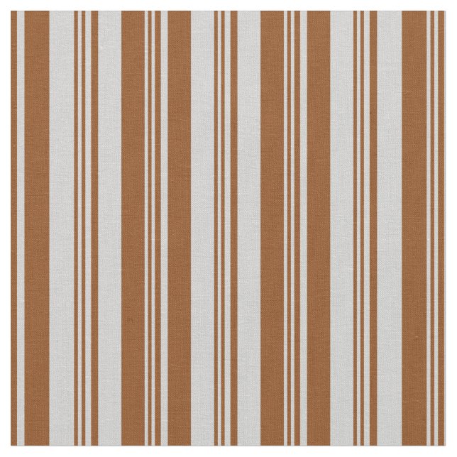 Tissu Gris clair et lignes Brown (Fermer)