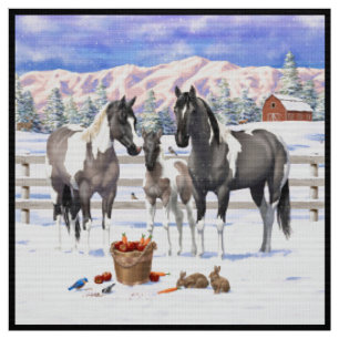 Tissu Grulla Pinto Grey Paint Hors sur une ferme d'hiver