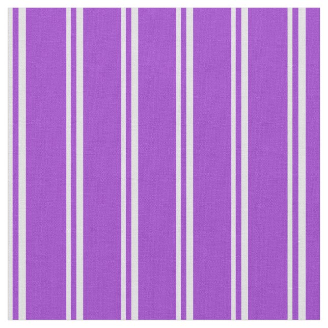 Tissu Lavande et Motif couleur orchidée foncée (Fermer)