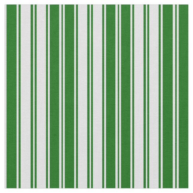 Tissu Lavande et Motif vert foncé (Fermer)