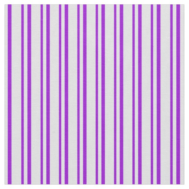 Tissu Lavande et Motif violet foncé (Fermer)