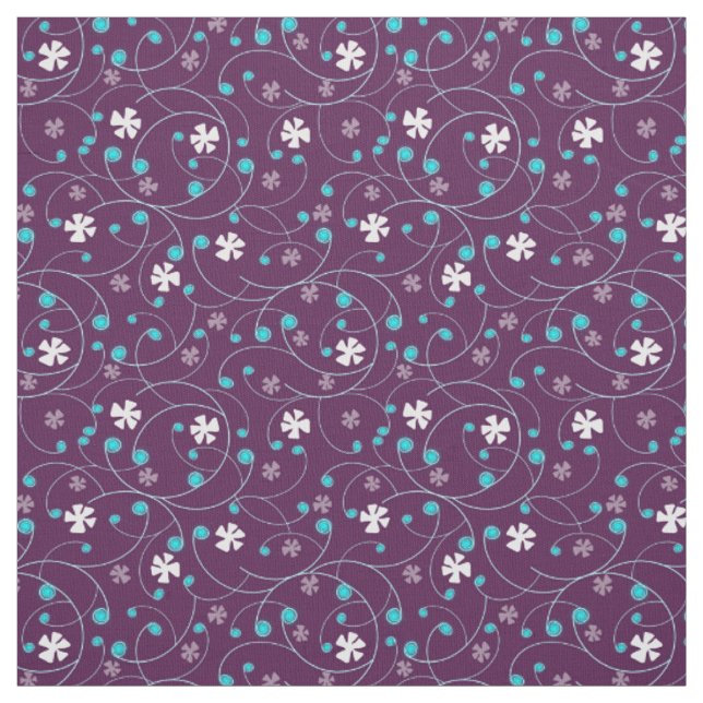 Tissu Monogrammes et fleurs sur fond lilas. (Échantillon)